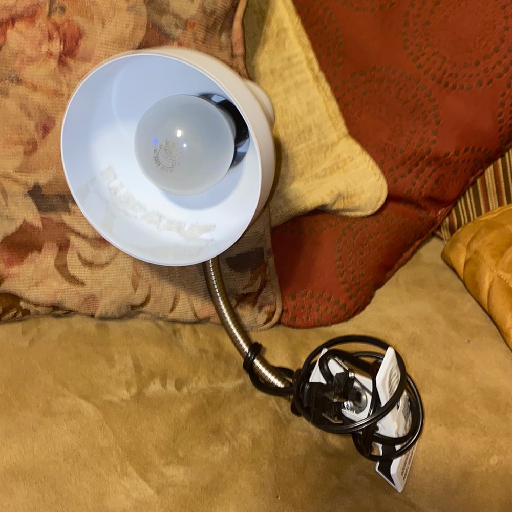 White Adjustable Clip Lamp